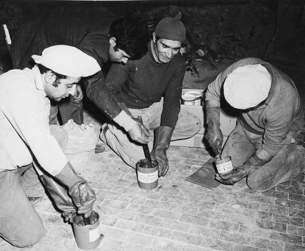 Riccardo Moncalvo : Senza titolo (Industrie)  - Asta Fotografia: Under 1K - Associazione Nazionale - Case d'Asta italiane