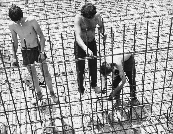 Jean Ribiére : Senza titolo (Travail)  - Asta Fotografia: Under 1K - Associazione Nazionale - Case d'Asta italiane