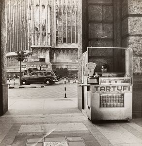 Mario de Biasi - Senza titolo (Tartufi)