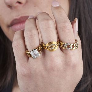 LOTTO COMPOSTO DA TRE ANELLI A MAGLIA GROUMETTE  - Asta Gioielli  - Associazione Nazionale - Case d'Asta italiane