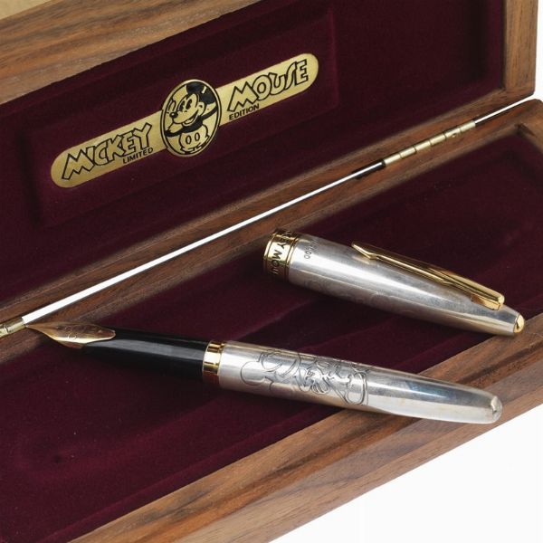 DISNEY MICKEY MOUSE PENNA STILOGRAFICA EDIZIONE LIMITATA N. 0740/2000  - Asta ASTA A TEMPO | PENNE DA COLLEZIONE - Associazione Nazionale - Case d'Asta italiane