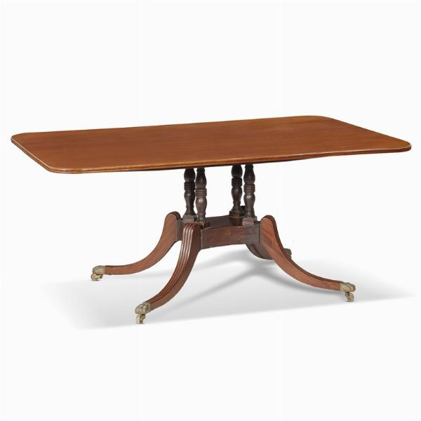 TAVOLO A VELA, INGHILTERRA, SECOLO XIX  - Asta INTERNATIONAL FINE ART E UNA IMPORTANTE COLLEZIONE DI PENDOLE AU BON SAUVAGE - Associazione Nazionale - Case d'Asta italiane