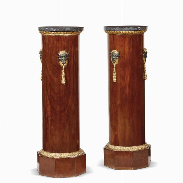 COPPIA DI COLONNE, ITALIA SETTENTRIONALE, PERIODO NEOCLASSICO  - Asta INTERNATIONAL FINE ART E UNA IMPORTANTE COLLEZIONE DI PENDOLE �AU BON SAUVAGE� - Associazione Nazionale - Case d'Asta italiane