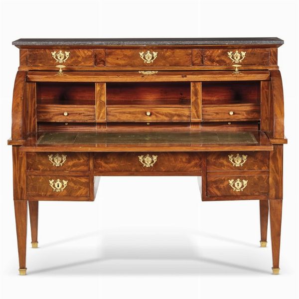 SCRIVANIA A RULLO, FRANCIA, PRIMA METÀ SECOLO XIX  - Asta INTERNATIONAL FINE ART E UNA IMPORTANTE COLLEZIONE DI PENDOLE AU BON SAUVAGE - Associazione Nazionale - Case d'Asta italiane