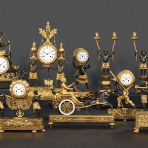 OROLOGIO DA CAMINO, DEVERBERIE & CIE., PARIGI, 1800-1805  - Asta INTERNATIONAL FINE ART E UNA IMPORTANTE COLLEZIONE DI PENDOLE AU BON SAUVAGE - Associazione Nazionale - Case d'Asta italiane