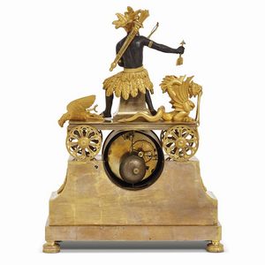 OROLOGIO DA CAMINO, PARIGI, 1800-1810  - Asta INTERNATIONAL FINE ART E UNA IMPORTANTE COLLEZIONE DI PENDOLE �AU BON SAUVAGE� - Associazione Nazionale - Case d'Asta italiane