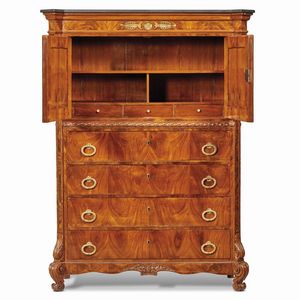 CREDENZA, FRANCIA, SECOLO XIX  - Asta INTERNATIONAL FINE ART E UNA IMPORTANTE COLLEZIONE DI PENDOLE AU BON SAUVAGE - Associazione Nazionale - Case d'Asta italiane