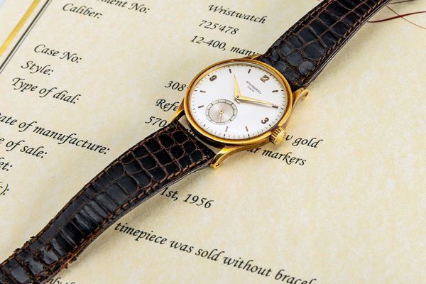 PATEK PHILIPPE : Elegante Calatrava ref 570 J in oro giallo 18k quadrante Argent con numeri Arabi applicati e secondi al sei, accompagnato da estratto d'archivio  - Asta Orologi da Polso e da Tasca - Associazione Nazionale - Case d'Asta italiane