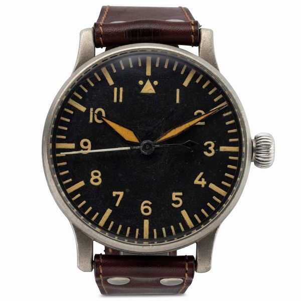 WEMPE : Raro orologio Pilot B-Uhr da aviatore della seconda guerra mondiale in acciaio di generose dimensioni realizzato per i piloti della Luftwafe, carica manuale e quadrante nero con numeri e sfere luminescenti  - Asta Orologi da Polso e da Tasca - Associazione Nazionale - Case d'Asta italiane