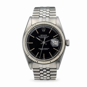 ROLEX - Raffinato Datejust ref 1603 in acciaio con quadrante nero lucido grafica argento e datario, bracciale Jubilee