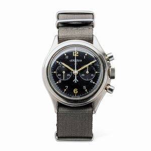 LEMANIA - Raro chrono ref 818 con cassa asimmetrica in acciaio, quadrante nero due contatori con numeri e sfere luminose, tasti a pompa assegnato alla Royal Air Force britannica