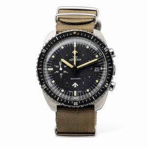 LEMANIA - Raro ed estremamente ricercato crografo automatico con cassa tonneau in acciaio, quadrante nero opaco e ghiera girevole assegnato alla Marina Reale Australiana