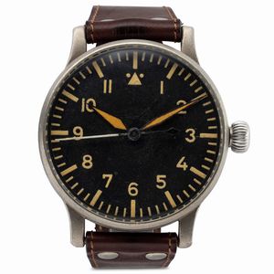 WEMPE - Raro orologio Pilot B-Uhr da aviatore della seconda guerra mondiale in acciaio di generose dimensioni realizzato per i piloti della Luftwafe, carica manuale e quadrante nero con numeri e sfere luminescenti
