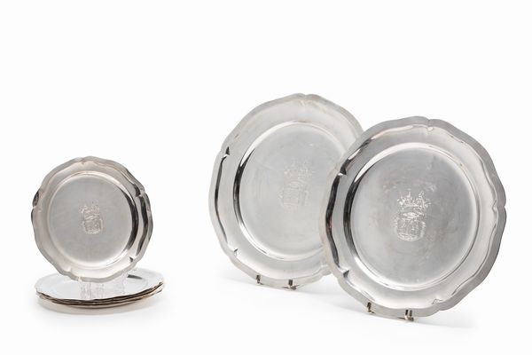 Otto piatti  - Asta Argenti - Associazione Nazionale - Case d'Asta italiane