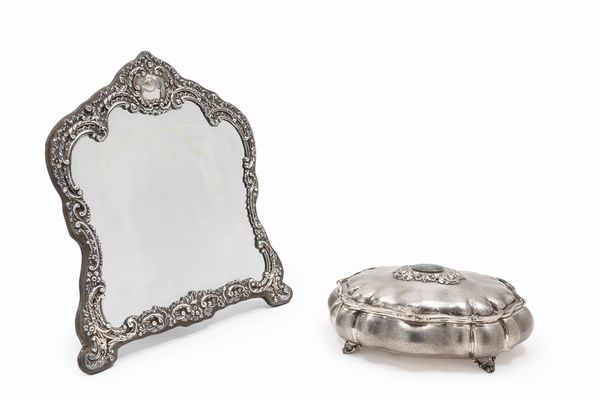 Due oggetti  - Asta Argenti - Associazione Nazionale - Case d'Asta italiane