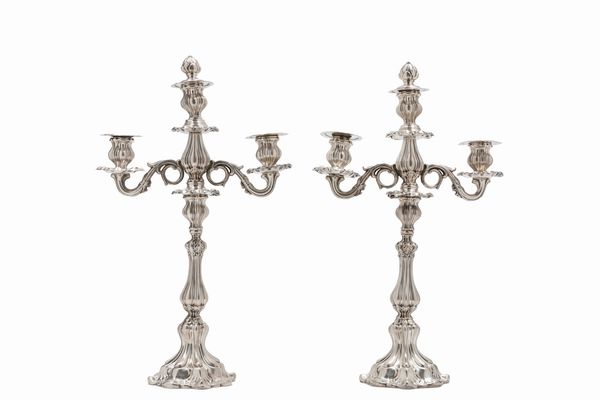 Due candelabri  - Asta Argenti - Associazione Nazionale - Case d'Asta italiane