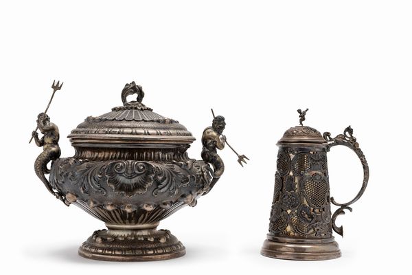 Centrotavola e Tankard  - Asta Argenti - Associazione Nazionale - Case d'Asta italiane