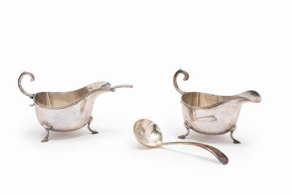 Coppia di salsiere con mestolini  - Asta Argenti - Associazione Nazionale - Case d'Asta italiane