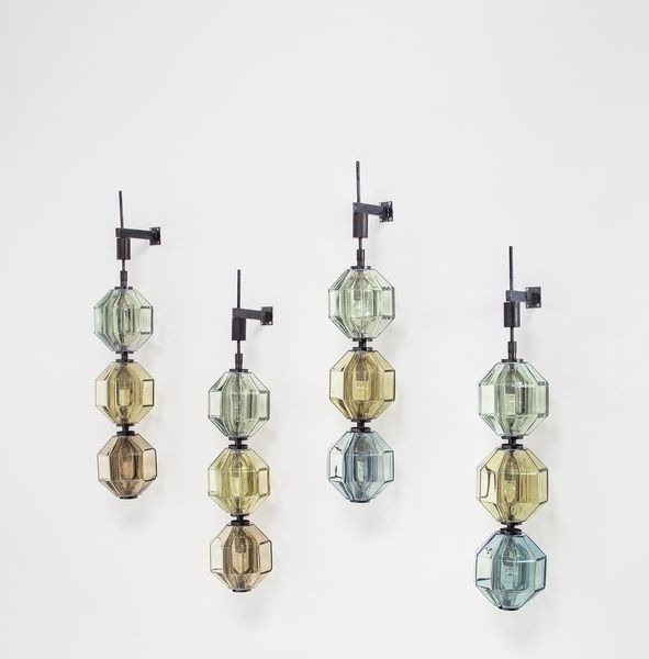 VINICIO VIANELLO : Quattro lampade a parete  - Asta Fine Design - Associazione Nazionale - Case d'Asta italiane