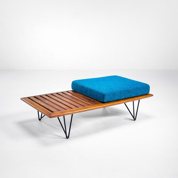 Carlo Hauner e Martin Eisler : Panca con piano d�appoggio  - Asta Fine Design - Associazione Nazionale - Case d'Asta italiane
