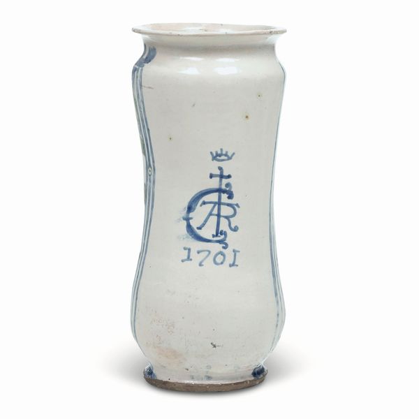 Albarello<BR>Napoli, datato 1701  - Asta Maioliche e Porcellane - Associazione Nazionale - Case d'Asta italiane