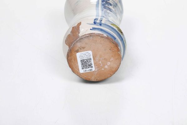 Albarello<BR>Campania (area napoletana), XVIII secolo  - Asta Maioliche e Porcellane - Associazione Nazionale - Case d'Asta italiane