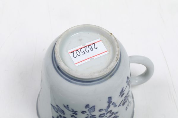 Quattro tazze con piattino<BR>Doccia, Manifattura Ginori, 1750 circa <BR>  - Asta Maioliche e Porcellane - Associazione Nazionale - Case d'Asta italiane