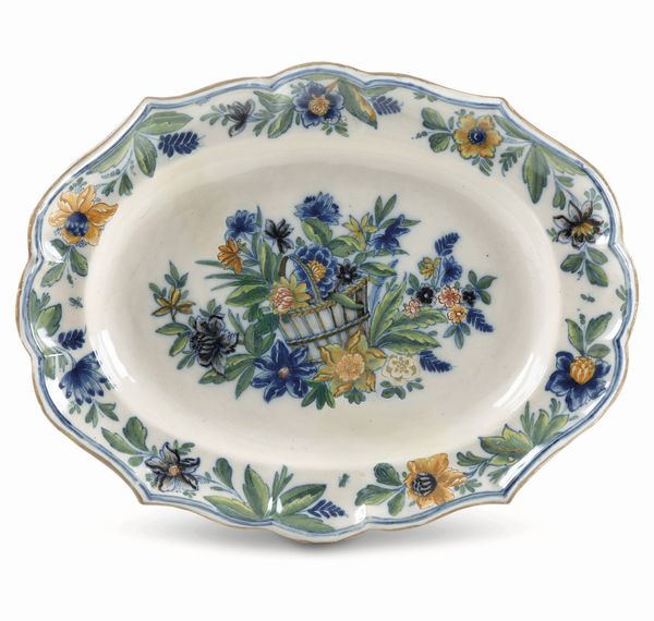 Piatto ovale <BR>Torino, manifattura Giovanni Antonio Ardizzone, 1750-1775 <BR>  - Asta Maioliche e Porcellane - Associazione Nazionale - Case d'Asta italiane