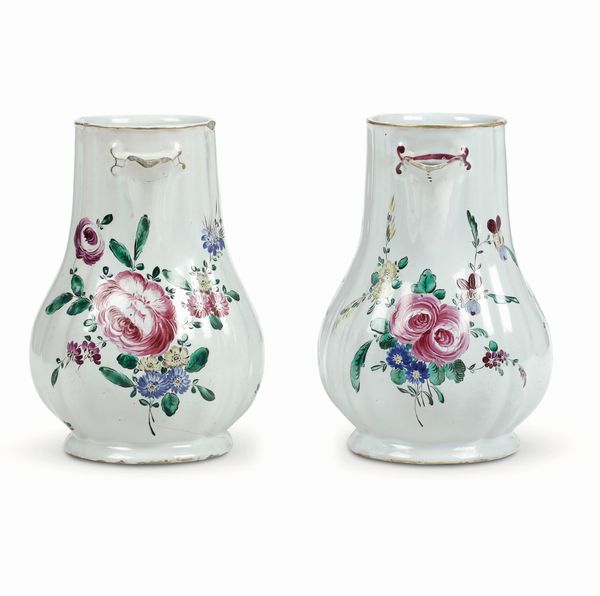 Due caffettiere<BR>Lodi, Manifattura Antonio Ferretti, ultimo ventennio del XVIII secolo<BR>  - Asta Maioliche e Porcellane - Associazione Nazionale - Case d'Asta italiane