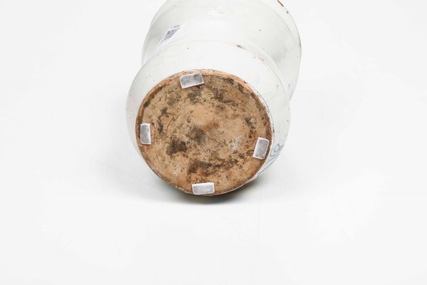 Albarello<BR>Campania, (area napoletana), seconda met del XVII secolo (?)  - Asta Maioliche e Porcellane - Associazione Nazionale - Case d'Asta italiane