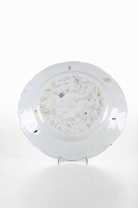 Grande piatto<BR>Francia, XIX secolo <BR>  - Asta Maioliche e Porcellane - Associazione Nazionale - Case d'Asta italiane