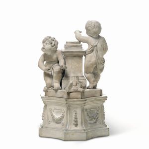 Gruppo su piedistallo<BR>Torino, Manifattura di Vinovo, periodo Lomello, 1815-1825<BR>  - Asta Maioliche e Porcellane - Associazione Nazionale - Case d'Asta italiane