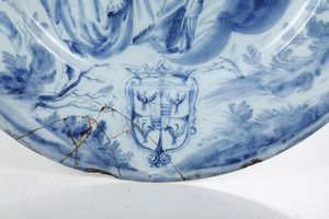 Grande piatto <BR>Savona, forse Manifattura Guidobono, ultimo quarto del XVII secolo  - Asta Maioliche e Porcellane - Associazione Nazionale - Case d'Asta italiane