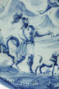 Grande piatto <BR>Savona, fine del XVII - inizio del XVIII secolo  - Asta Maioliche e Porcellane - Associazione Nazionale - Case d'Asta italiane