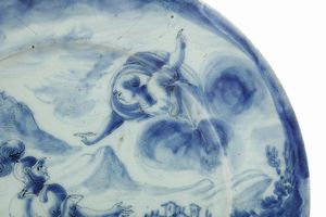 Grande piatto <BR>Savona, fine del XVII - inizio del XVIII secolo  - Asta Maioliche e Porcellane - Associazione Nazionale - Case d'Asta italiane