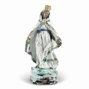 Madonna della Misericordia<BR>Savona, probabilmente manifattura Boselli, seconda met del XVIII secolo  - Asta Maioliche e Porcellane - Associazione Nazionale - Case d'Asta italiane