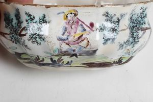 Quattro oggetti <BR>Milano, Manifattura di Felice Clerici, 17561780  - Asta Maioliche e Porcellane - Associazione Nazionale - Case d'Asta italiane