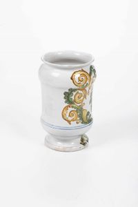 Albarello datato 1746<BR>Castelli, Bottega dei Gentili (?)  - Asta Maioliche e Porcellane - Associazione Nazionale - Case d'Asta italiane