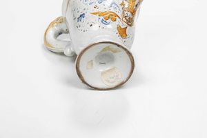 Versatoio <BR>Faenza, fine del XVI secolo  - Asta Maioliche e Porcellane - Associazione Nazionale - Case d'Asta italiane