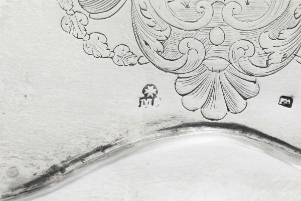 Bacile. Malta XVIII secolo. Marchio dell'assaggiatore Manuel Pinto (1741-1773) e dell'argentiere FA (non identificato)  - Asta Argenti da collezione | Antichi - Associazione Nazionale - Case d'Asta italiane