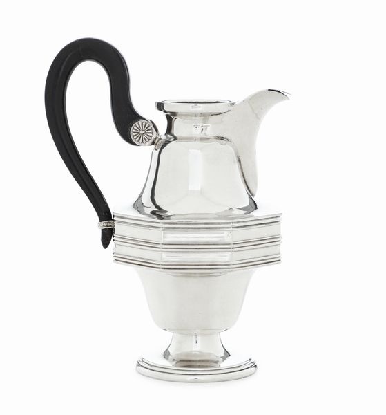 Caffettiera. Manifattura europea del XIX secolo  - Asta Argenti da collezione | Antichi - Associazione Nazionale - Case d'Asta italiane