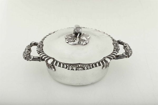 Tazza da puerpera, Torino 1853, argentiere Pietro Borrani  - Asta Argenti da collezione | Antichi - Associazione Nazionale - Case d'Asta italiane