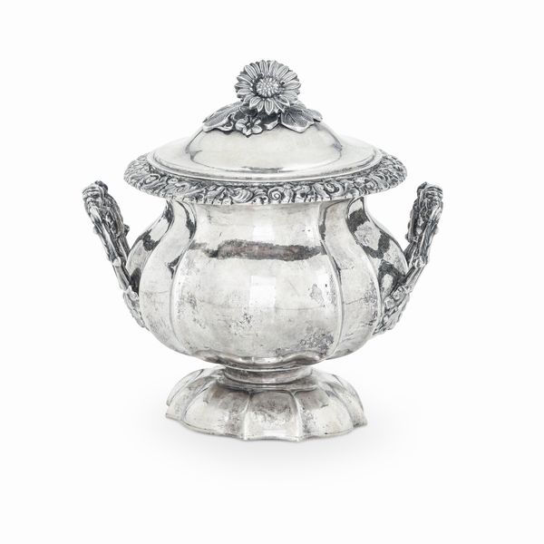 Zuccheriera. Torino, primo quarto del XIX secolo. Argentiere Carlo Balbino (1778-1824)  - Asta Argenti da collezione | Antichi - Associazione Nazionale - Case d'Asta italiane