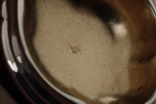 Quattro saliere. Genova, punzone della Torretta con datario (1)762  - Asta Argenti da collezione | Antichi - Associazione Nazionale - Case d'Asta italiane