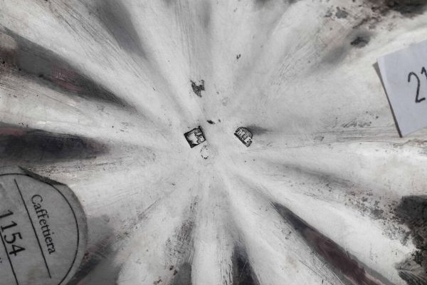 Caffettiera. Napoli, prima met� del XIX secolo. Saggiatore Paulo de Blasio, argentiere Mariano Florio  - Asta Argenti da collezione | Antichi - Associazione Nazionale - Case d'Asta italiane