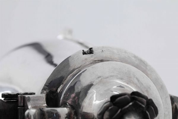 Caffettiera. Catania 1814. Marchio consolare S.M. 14 e marchio dell'argentiere MN (non identificato)  - Asta Argenti da collezione | Antichi - Associazione Nazionale - Case d'Asta italiane