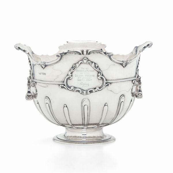 Bowl. Londra, 1906. Argentiere Carrington & Co.  - Asta Argenti da collezione | Antichi - Associazione Nazionale - Case d'Asta italiane