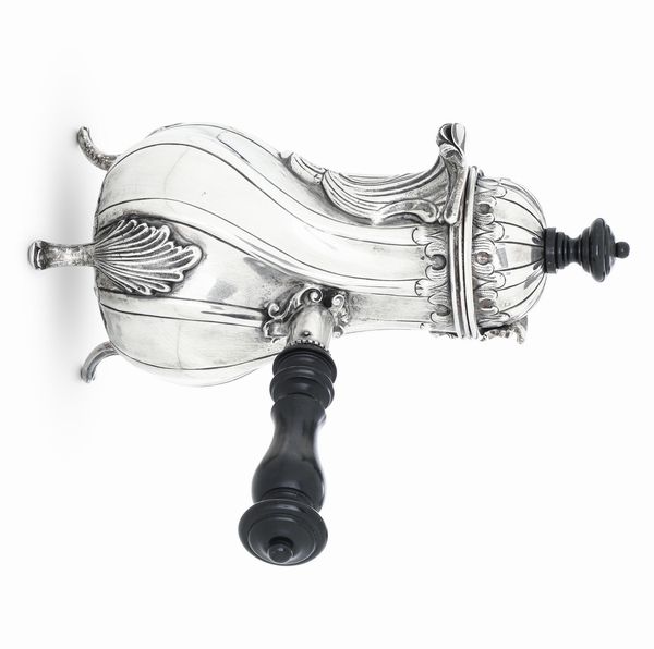 Caffettiera. Argenteria artistica italiana del XX secolo  - Asta Argenti da collezione | Antichi - Associazione Nazionale - Case d'Asta italiane