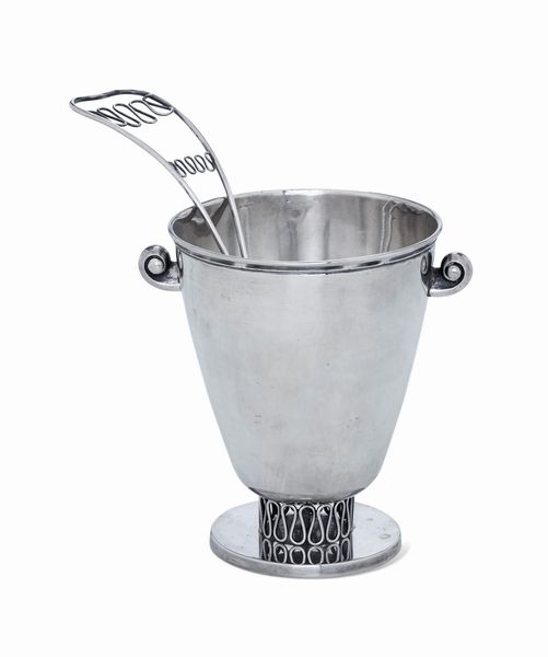 Portaghiaccio Dec�. Argenteria artistica milanese, marchio con fascio littorio in uso dal 1935 al 1945. Argentiere Carmelo Ganci  - Asta Argenti da collezione | Antichi - Associazione Nazionale - Case d'Asta italiane