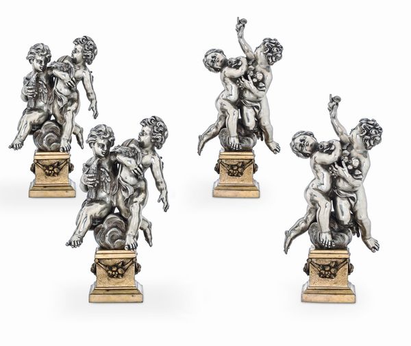 Quattro gruppi raffiguranti giochi tra putti. Argenteria artistica napoletana, prima met del XX secolo. Marchio con fascio littorio in uso dal 1935 al 1945. Argentiere Luigi Avolio. Firma incusa Avolio  - Asta Argenti da collezione | Antichi - Associazione Nazionale - Case d'Asta italiane